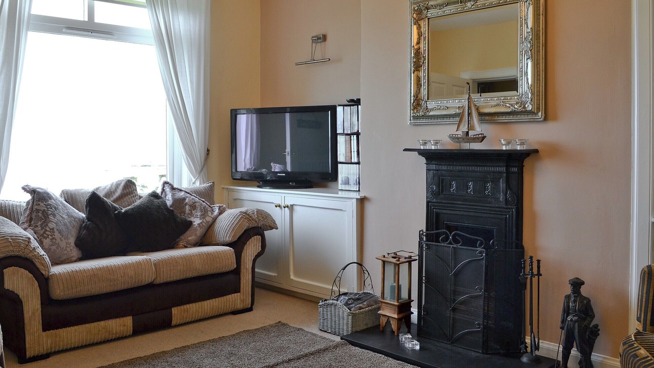 Photo of Bedroom in Burnmouth