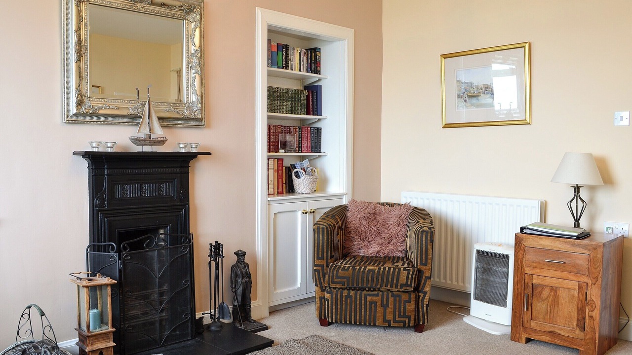 Photo of Bedroom in Burnmouth