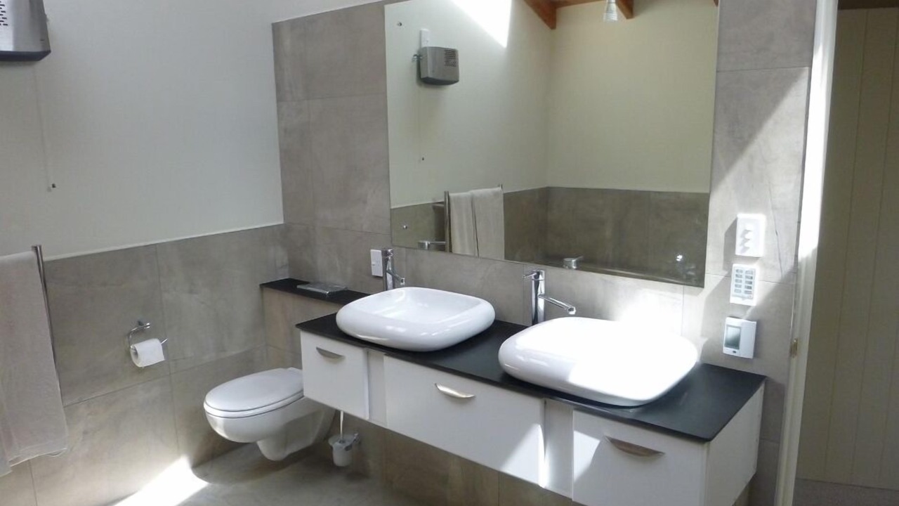Photo of Bathroom in Redwood Valley