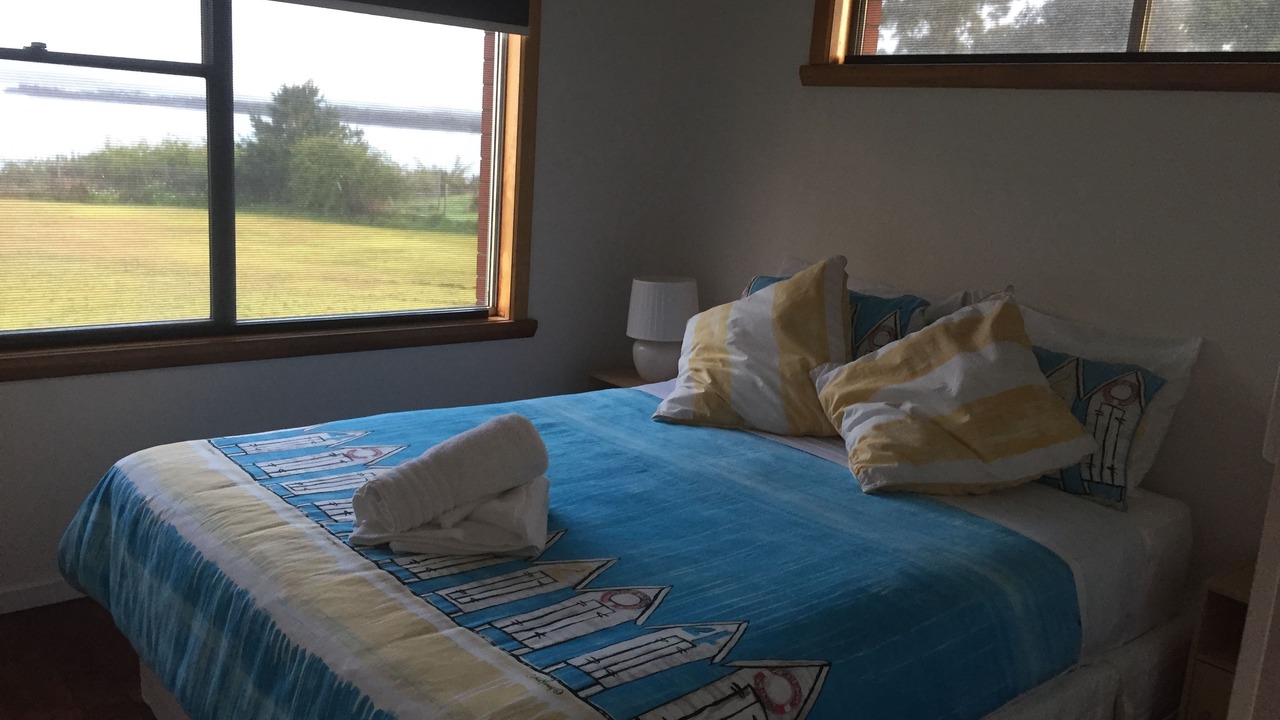 Photo of Bedroom in Strahan