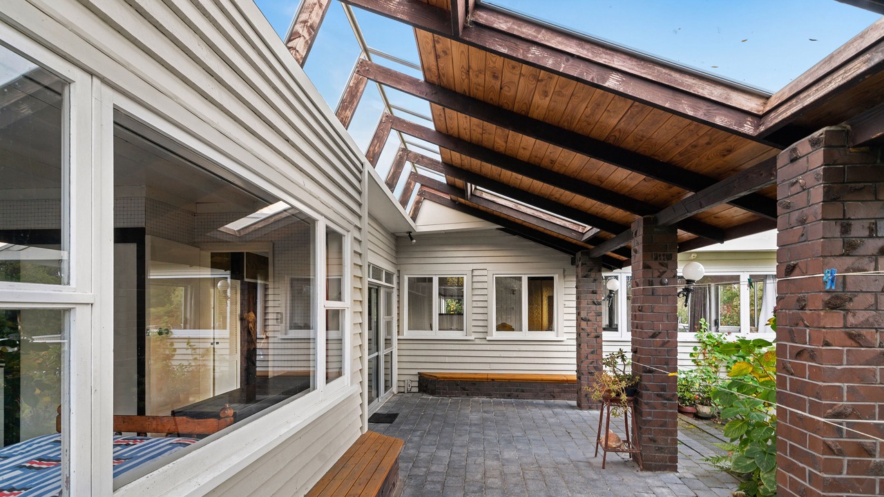 Photo of Patio Balcony in Lake Tarawera