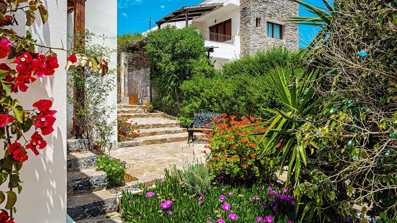 Photo of Outdoor in Vrouhas