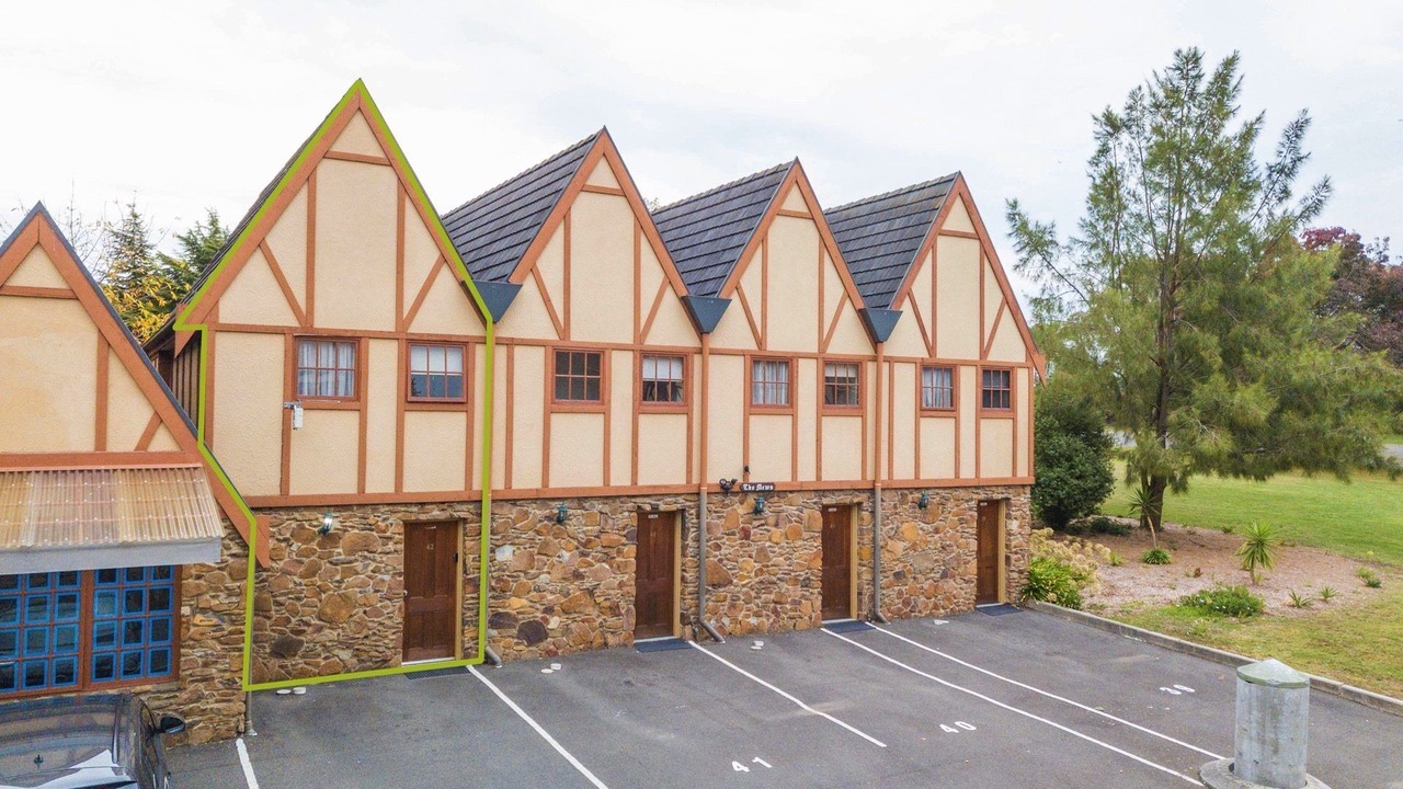Photo of Outdoor in Newnham