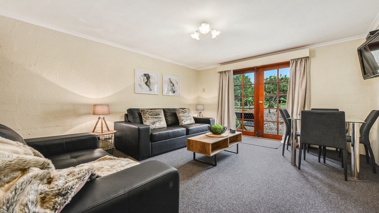 Photo of Livingroom in Newnham