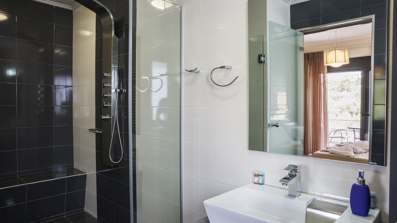 Photo of Bathroom in Almyrida