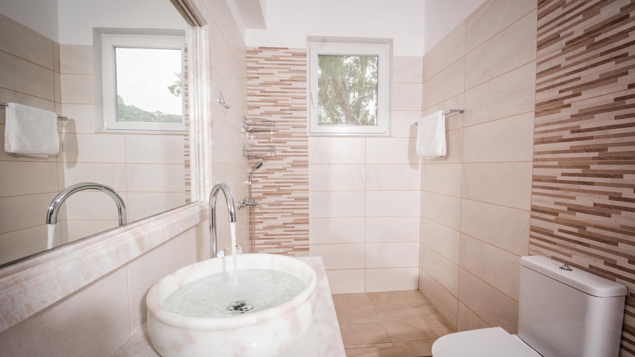 Photo of Bathroom in Faistos