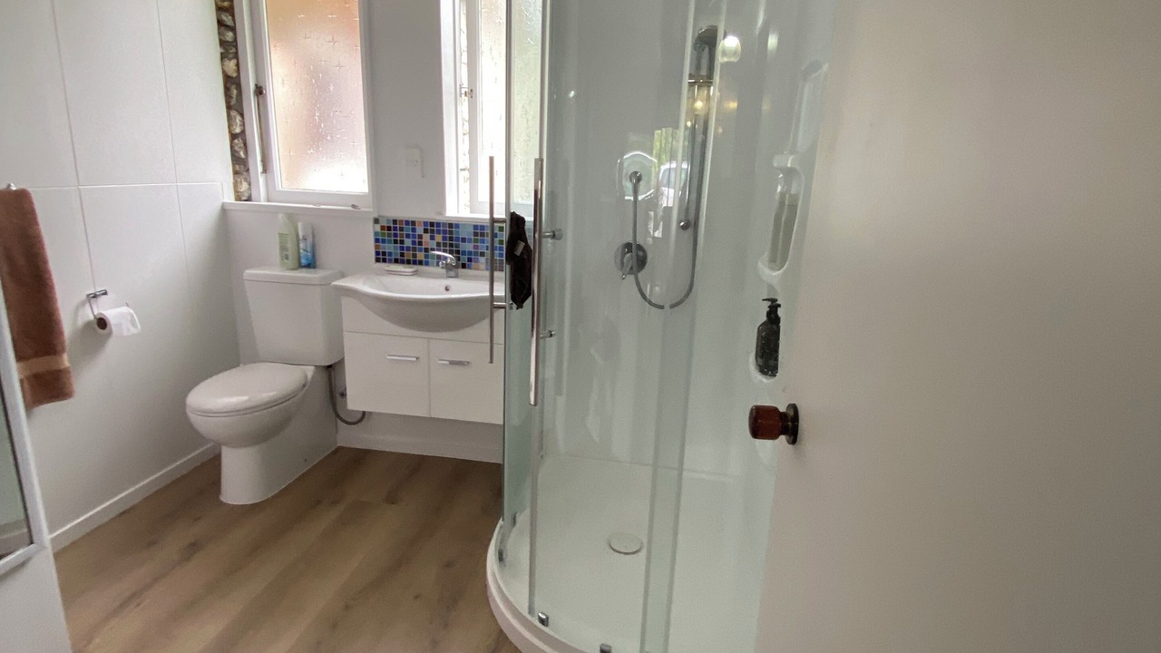 Photo of Bathroom in Makarora