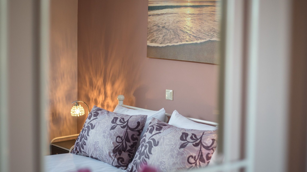 Photo of Bedroom in Razata