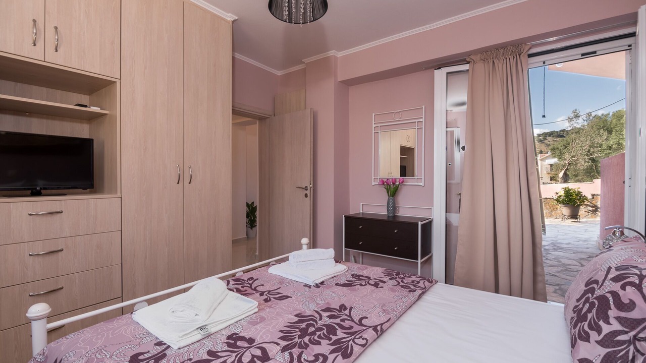 Photo of Bedroom in Razata