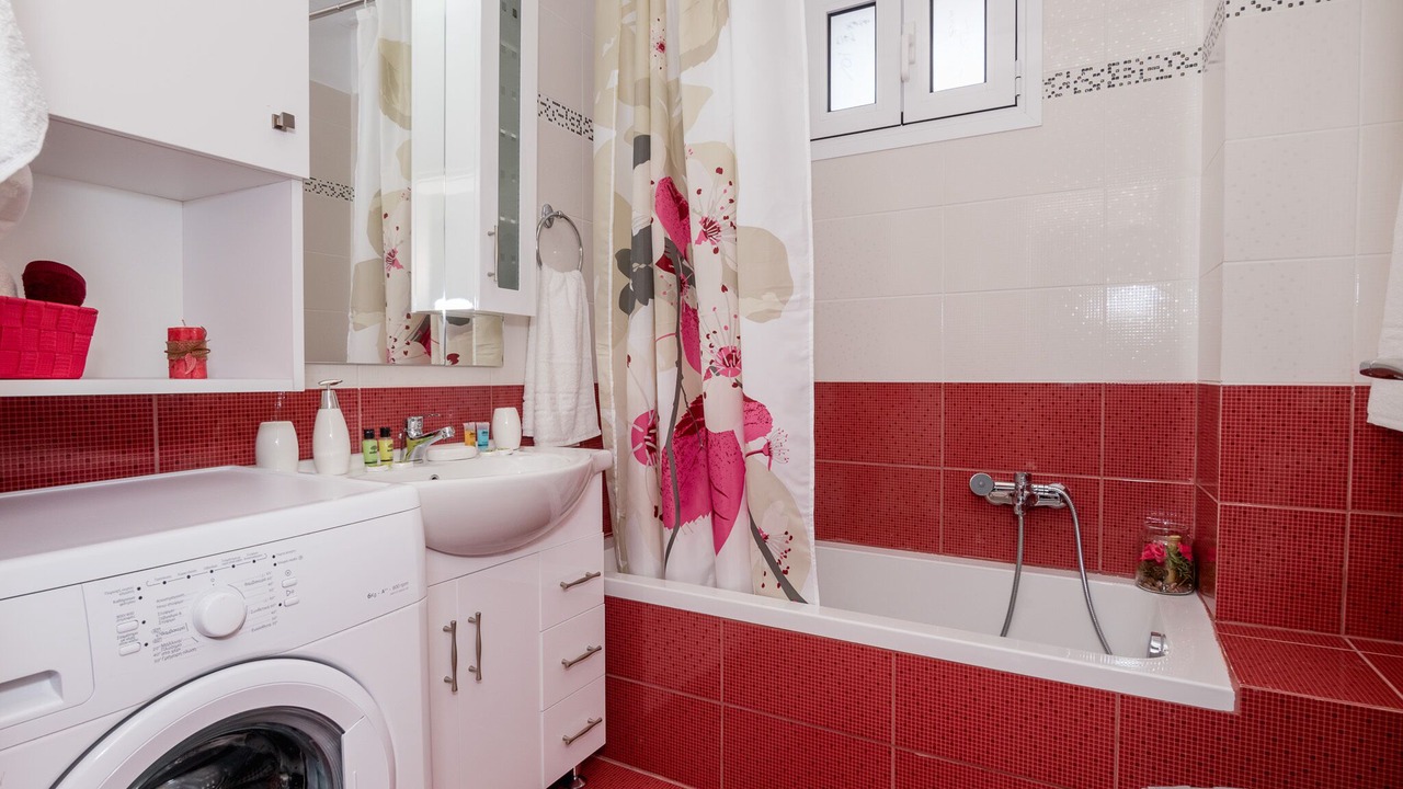 Photo of Bathroom in Razata