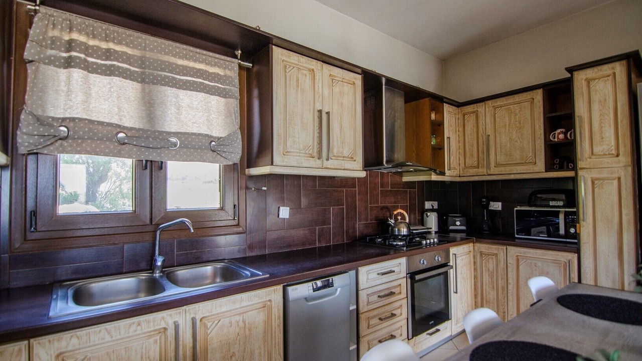 Photo of Kitchen in Ios