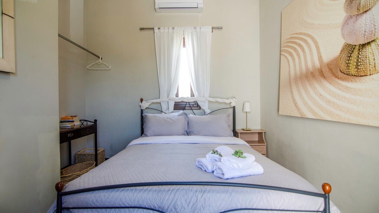 Photo of Bedroom in Ios