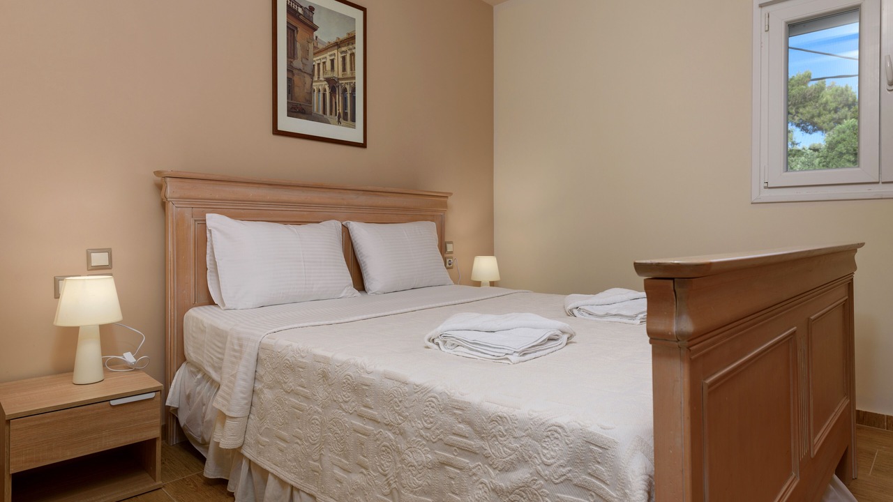 Photo of Bedroom in Kaloi Limenes