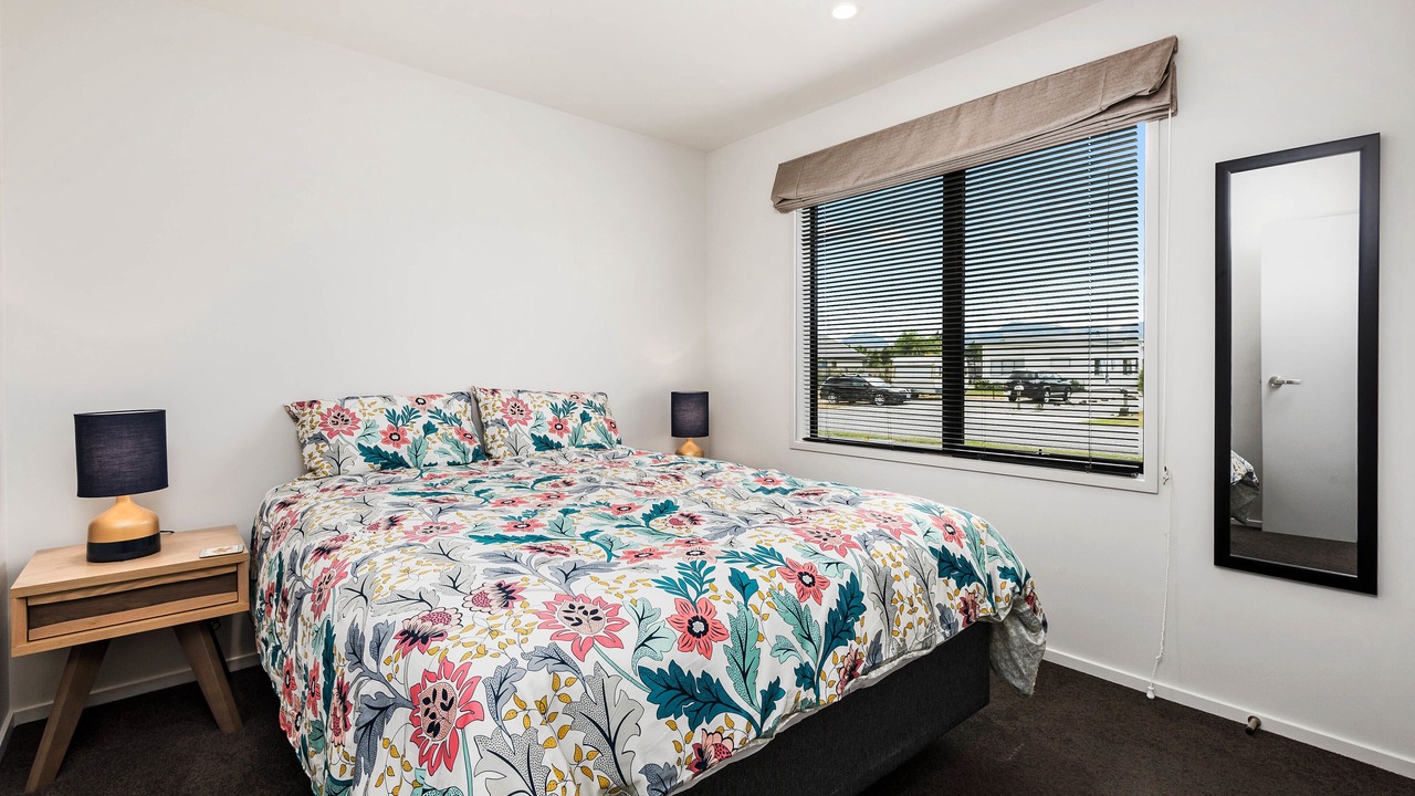 Photo of Bedroom in Albert Town