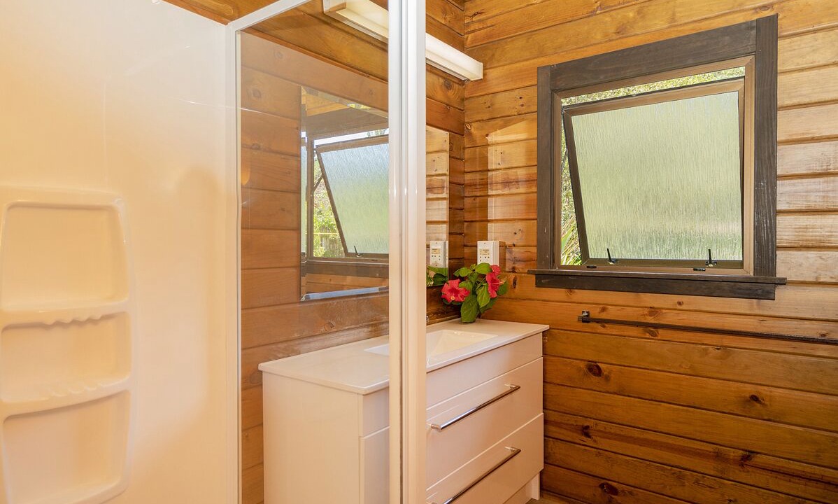 Photo of Bathroom in Wharekaho