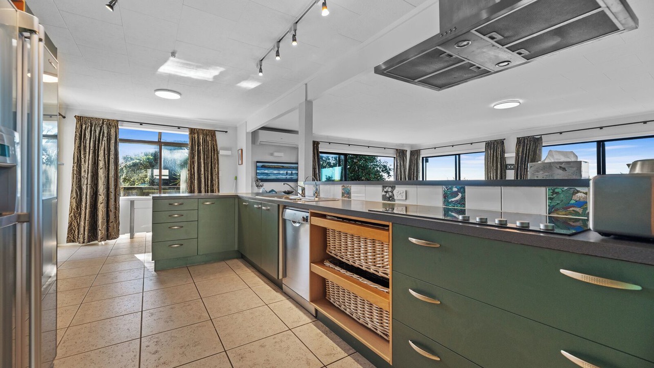 Photo of Kitchen in Waihi Beach