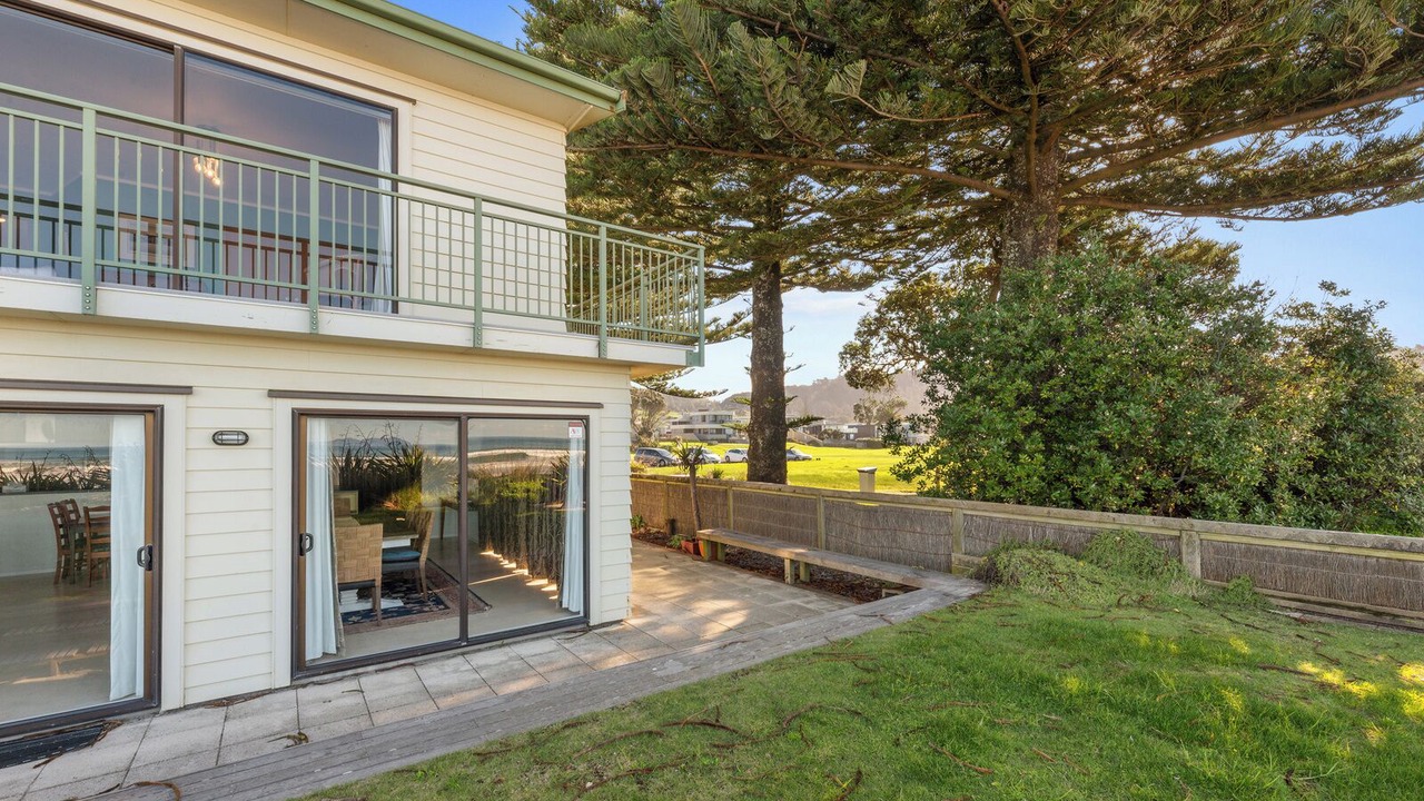 Photo of Patio Balcony in Waihi Beach