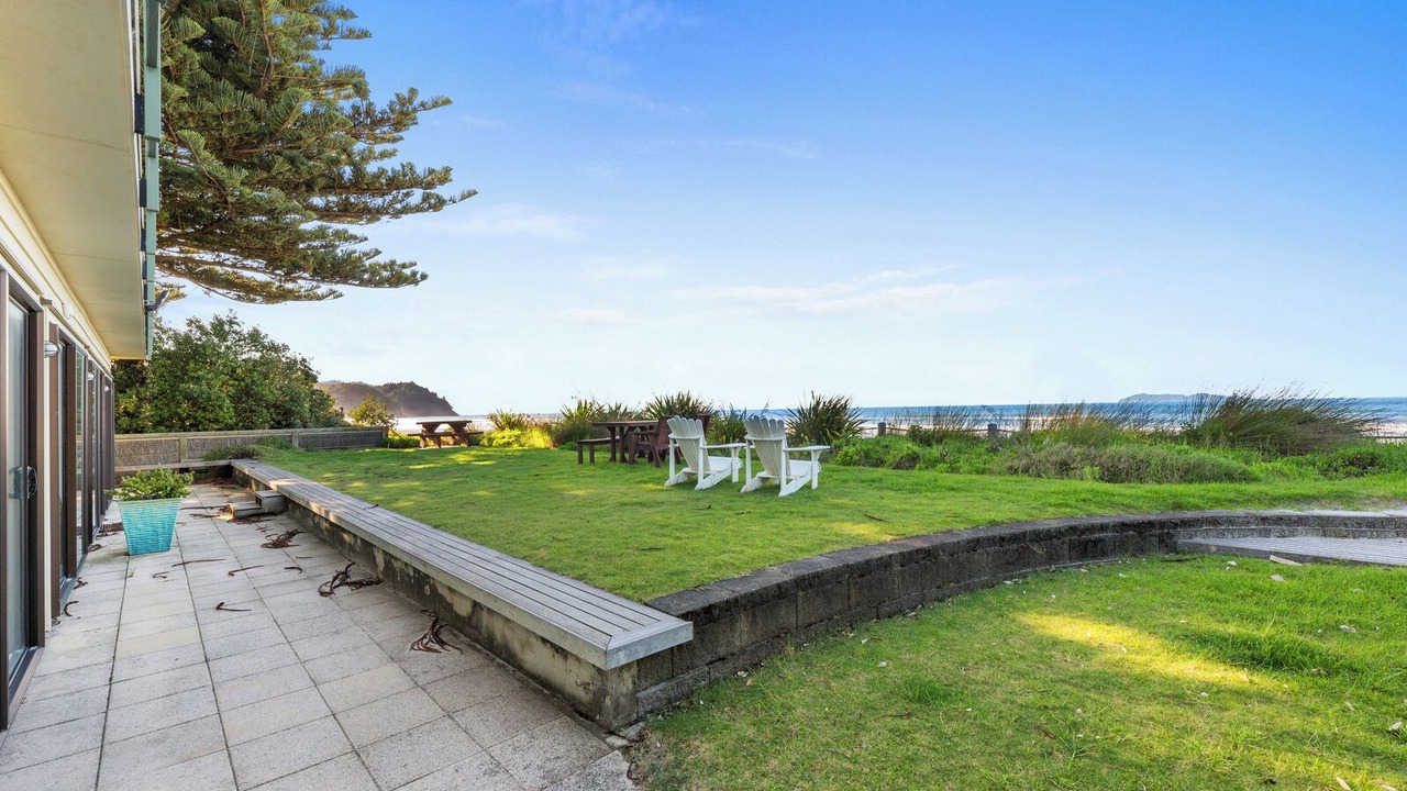 Photo of Patio Balcony in Waihi Beach