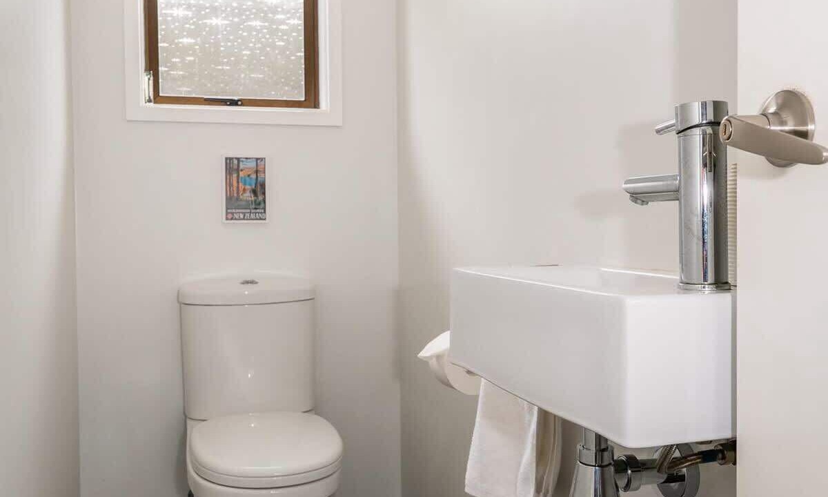 Photo of Bathroom in Lynmore