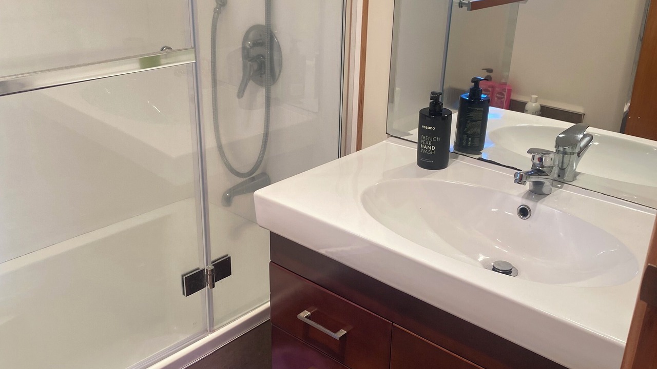 Photo of Bathroom in Waikanae