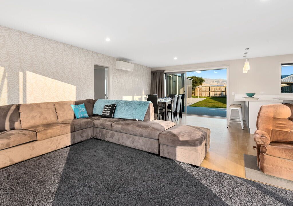 Photo of Livingroom in Cromwell