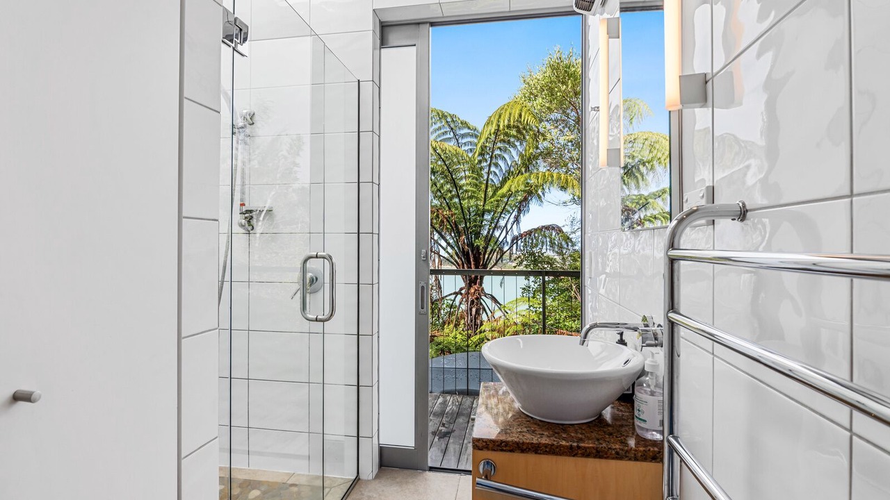 Photo of Bathroom in Kaiteriteri