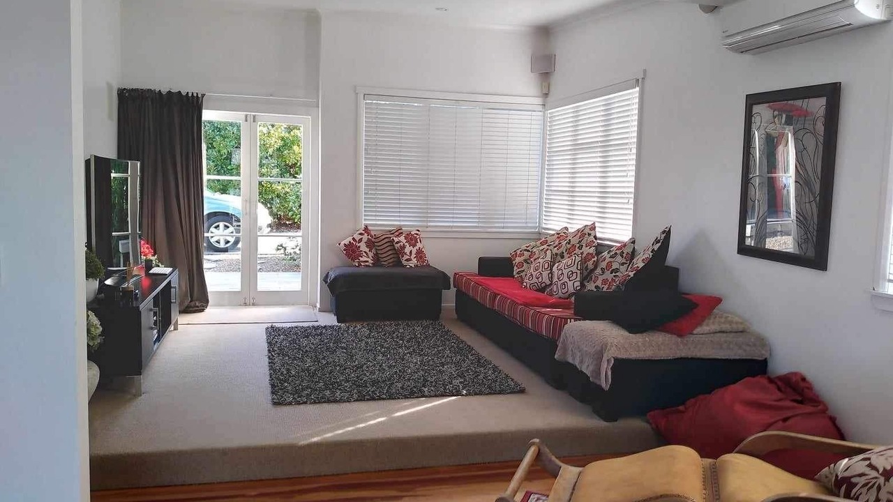 Photo of Livingroom in Hamilton East