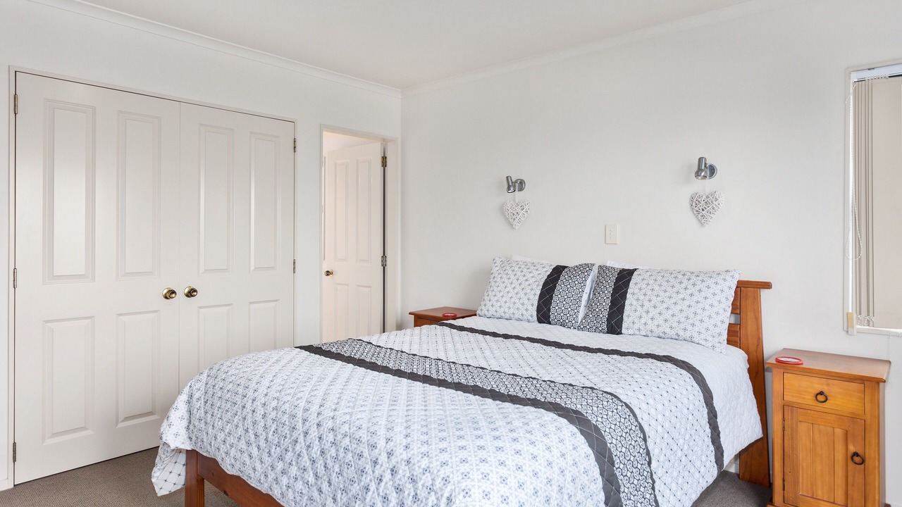Photo of Bedroom in Ohope