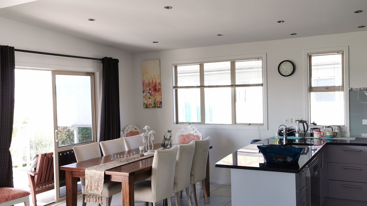 Photo of Others in Te Atatu Peninsula