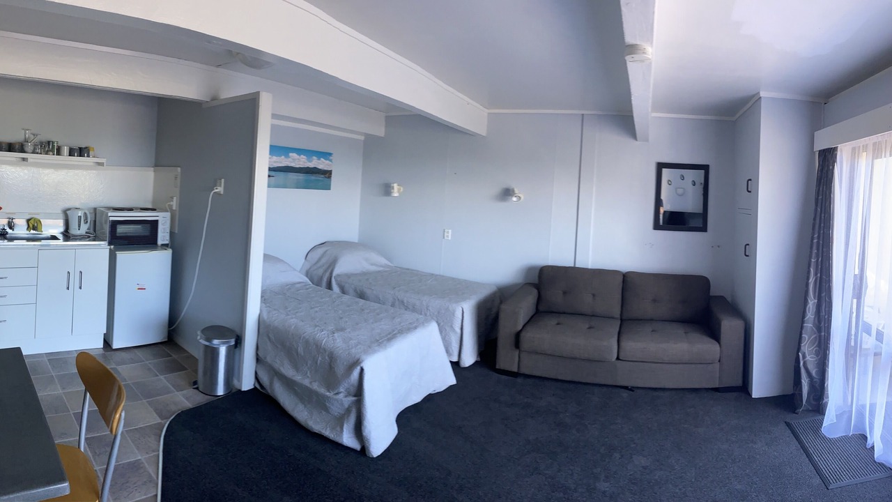 Photo of Livingroom in Waihau Bay