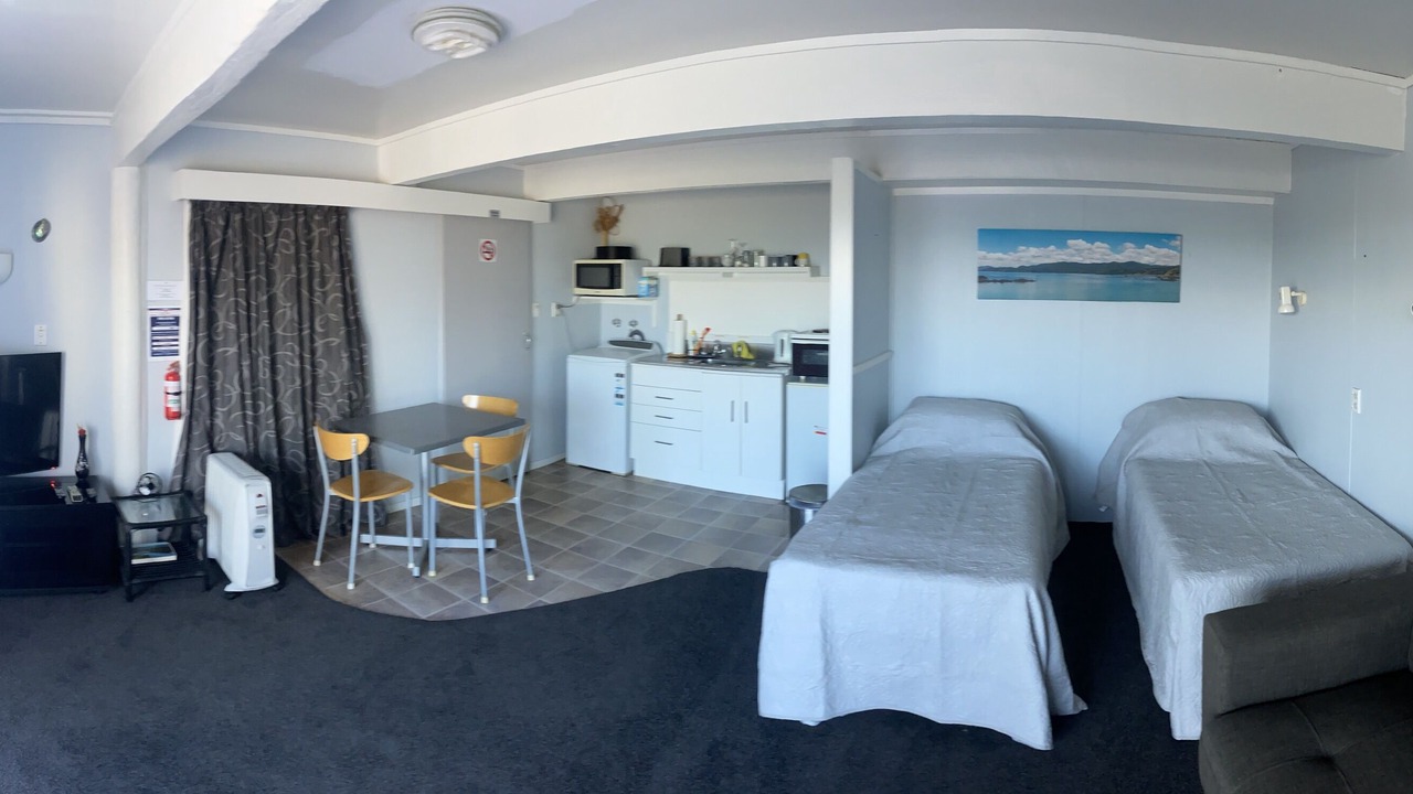 Photo of Livingroom in Waihau Bay