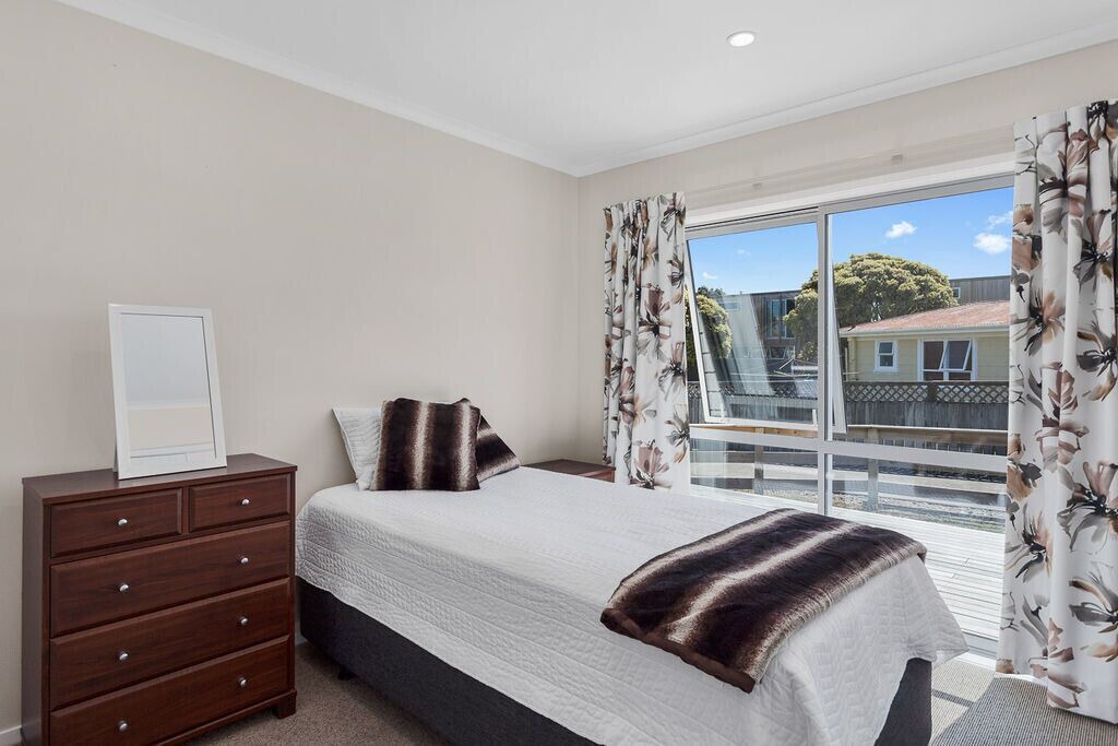 Photo of Bedroom in Ohope