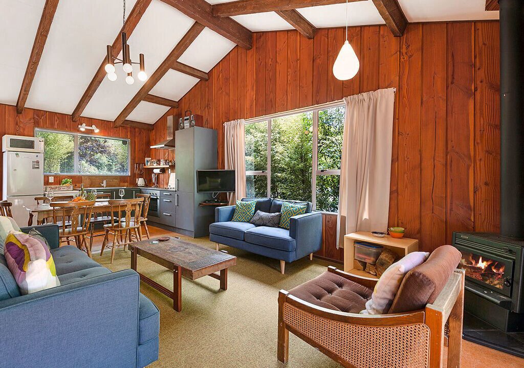 Photo of Livingroom in Pukawa