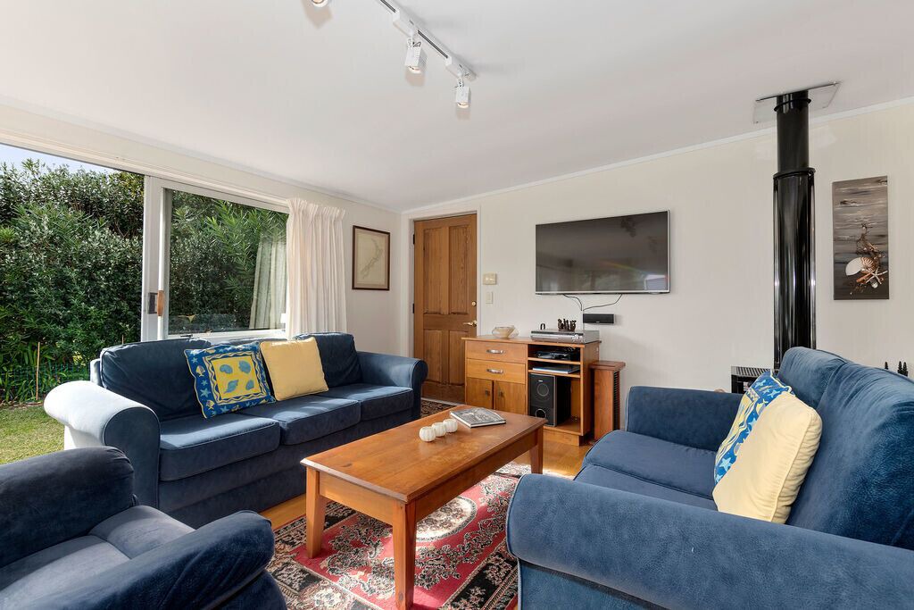 Photo of Livingroom in Matapouri