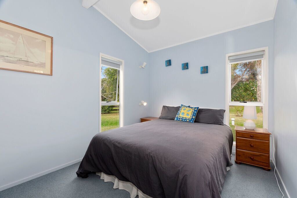 Photo of Bedroom in Matapouri