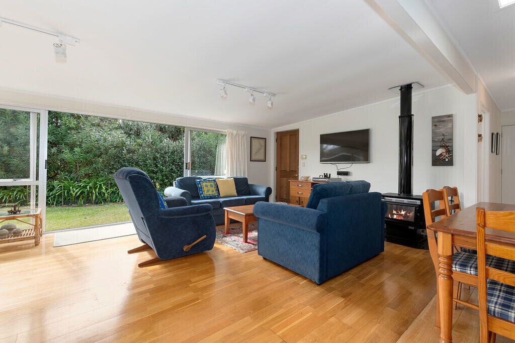 Photo of Livingroom in Matapouri