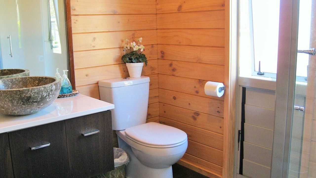 Photo of Bathroom in Cooks Beach
