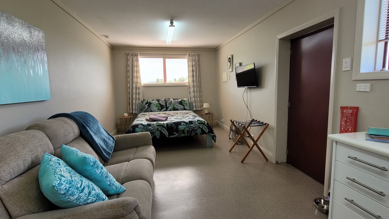 Photo of Livingroom in Cooks Beach