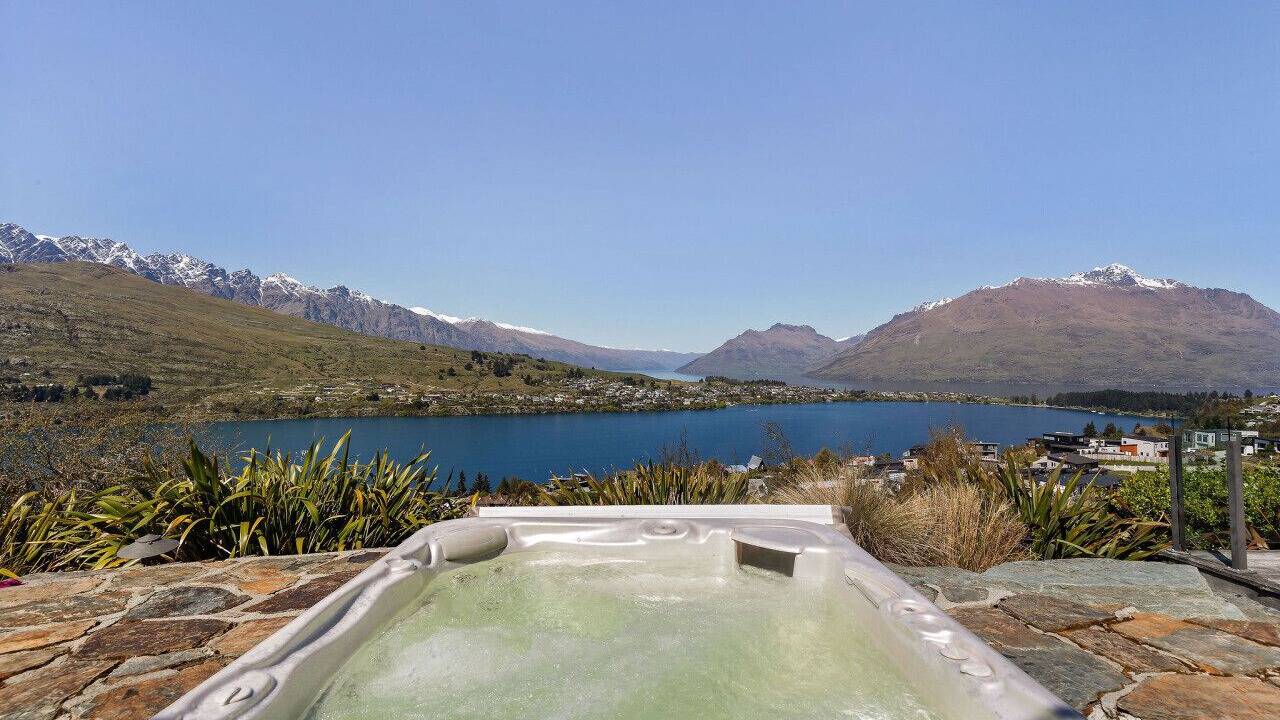 Photo of Others in Queenstown