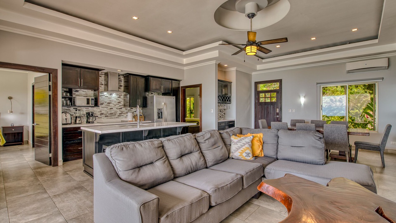 Photo of Livingroom in Camaronal