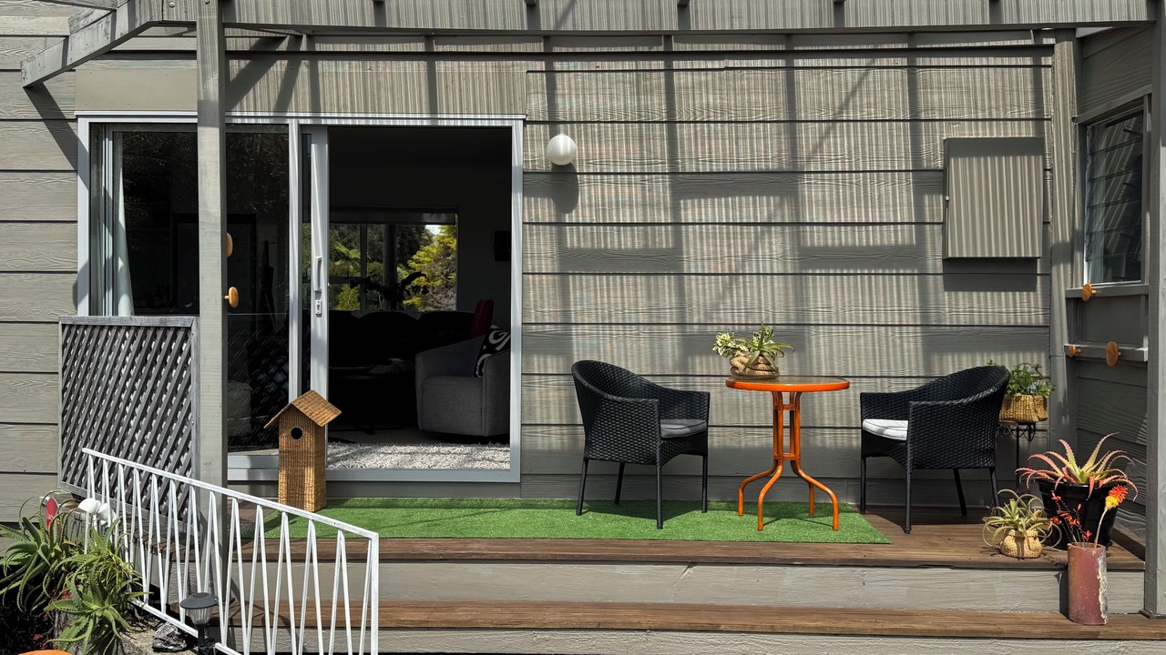 Photo of Patio Balcony in Ngaio Bay