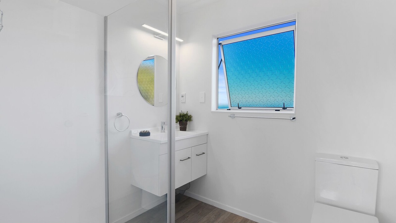 Photo of Bathroom in Ngaio Bay