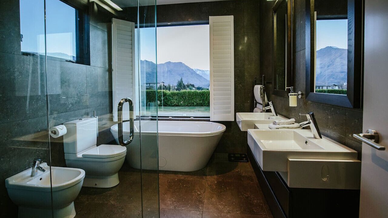 Photo of Bathroom in Wanaka