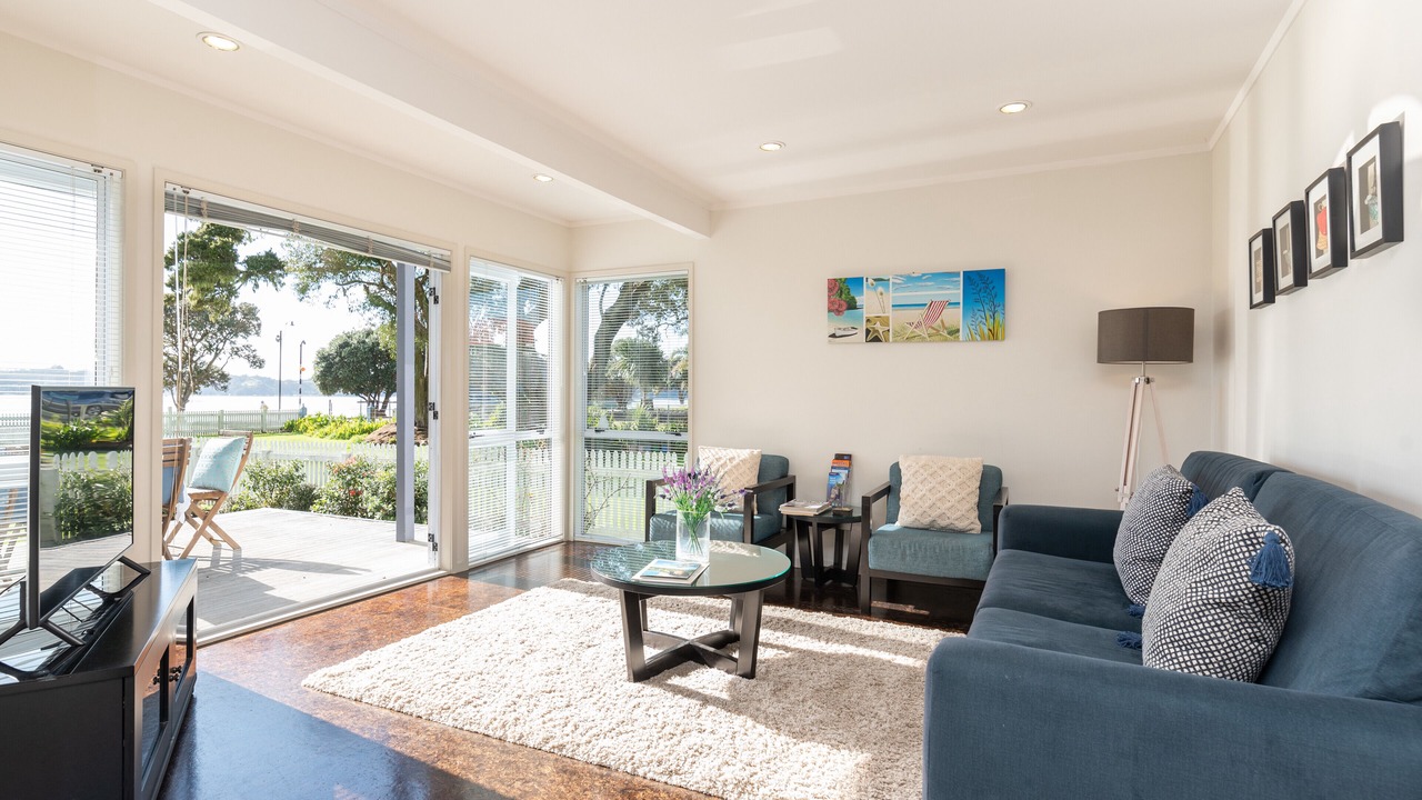 Photo of Livingroom in Paihia
