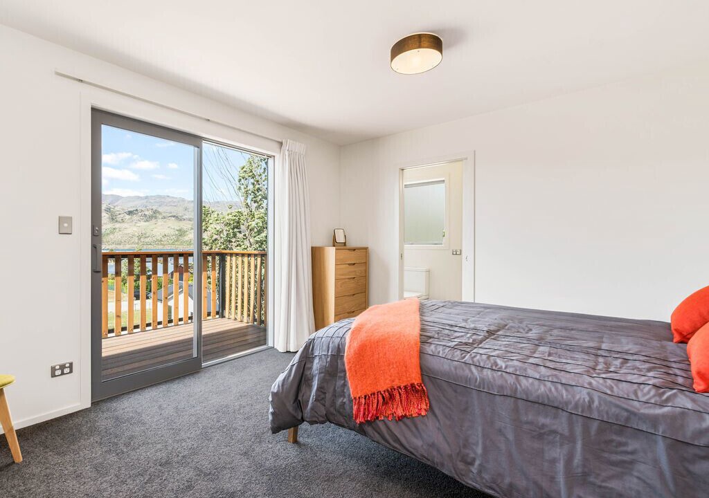 Photo of Bedroom in Cromwell