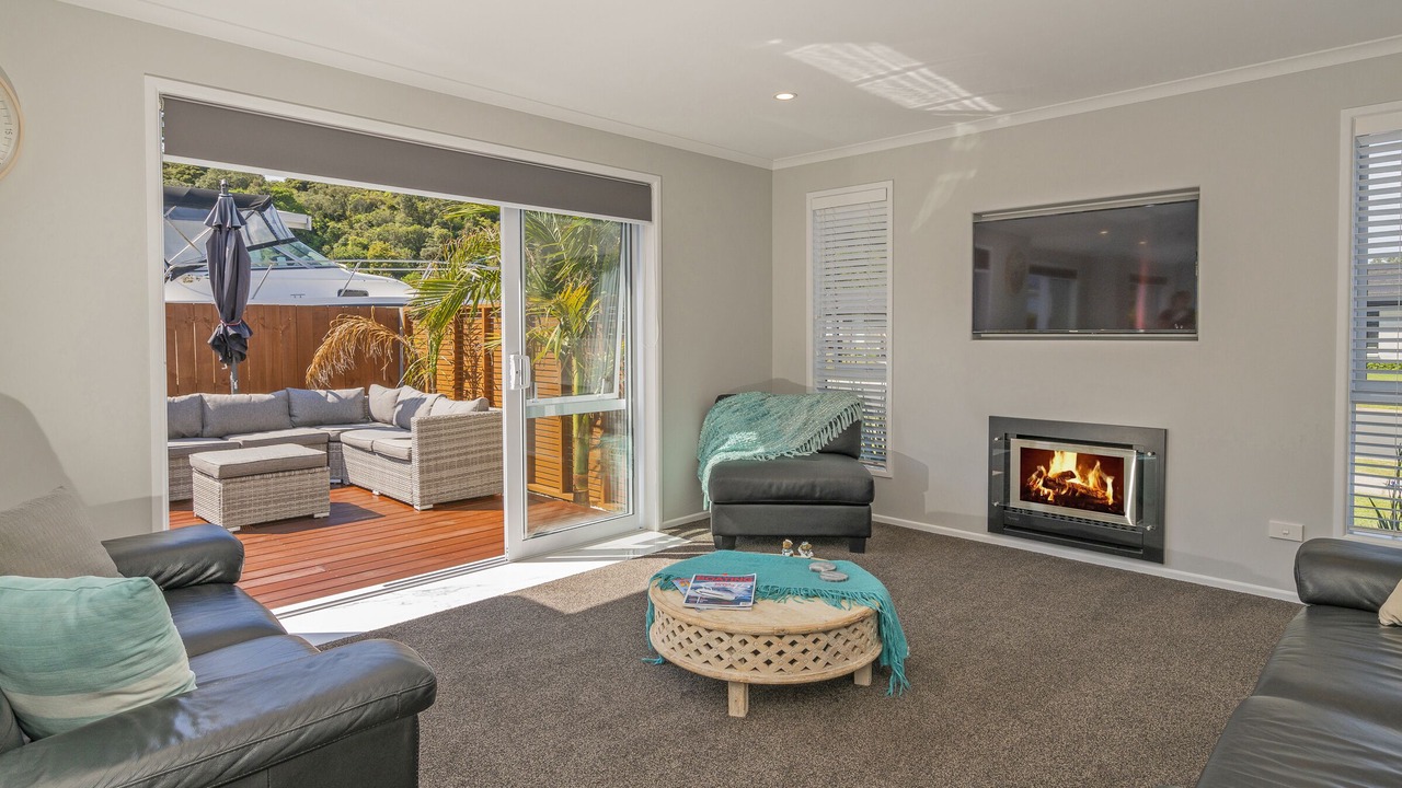Photo of Livingroom in Whitianga