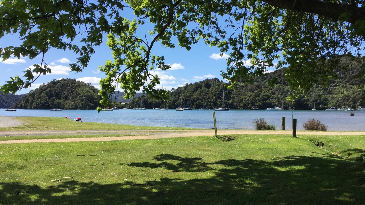 Photo of Others in Ngakuta Bay