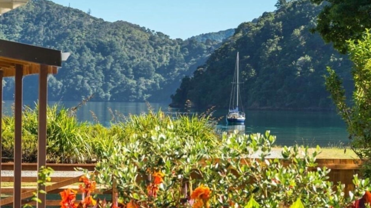 Photo of Others in Ngakuta Bay