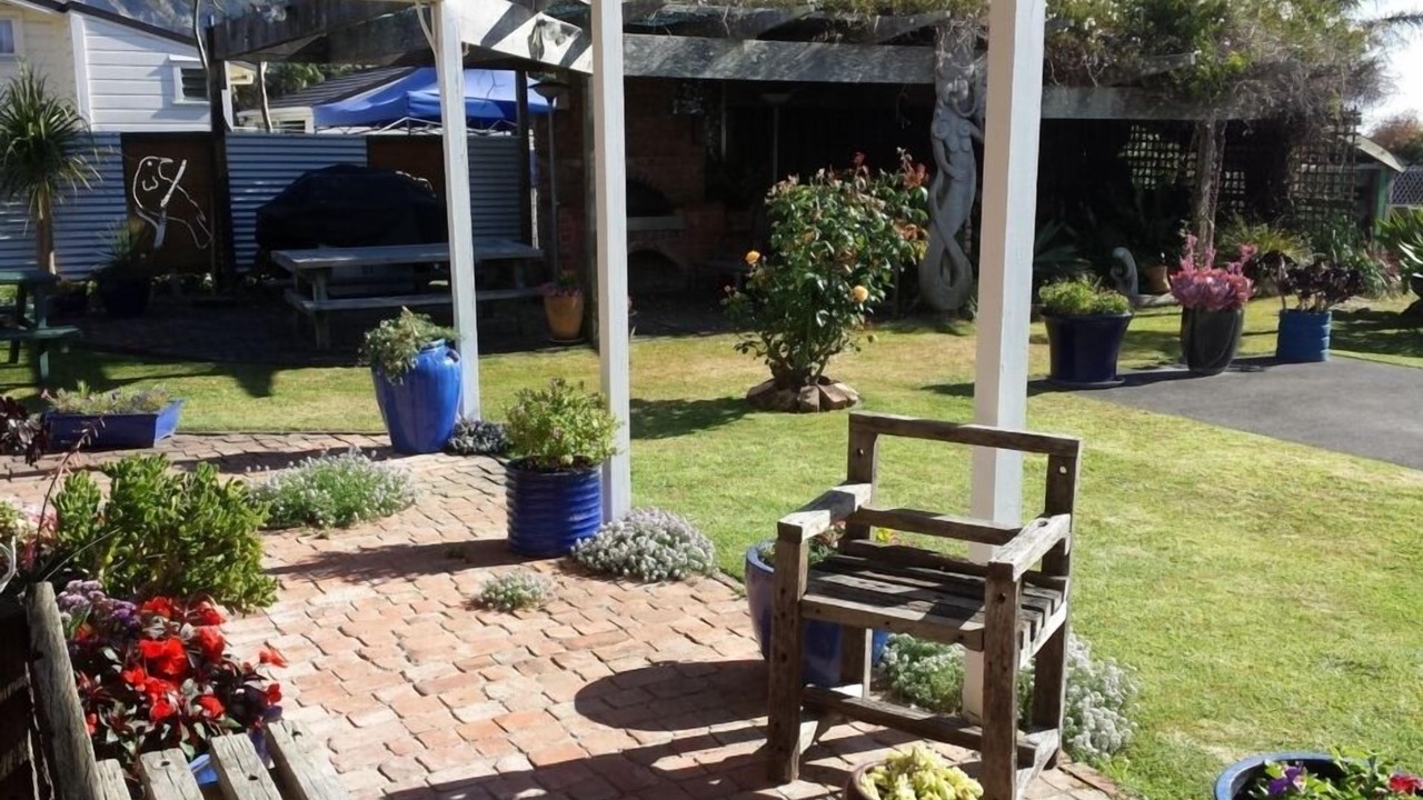 Photo of Patio Balcony in Tokomaru Bay