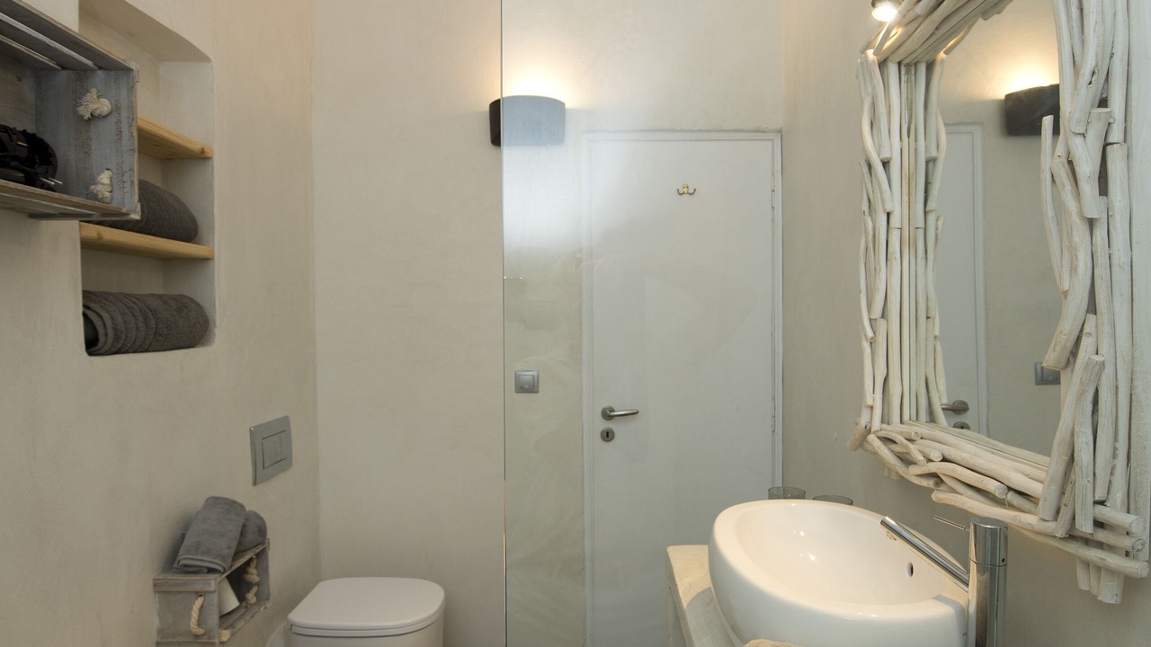 Photo of Bathroom in Elia